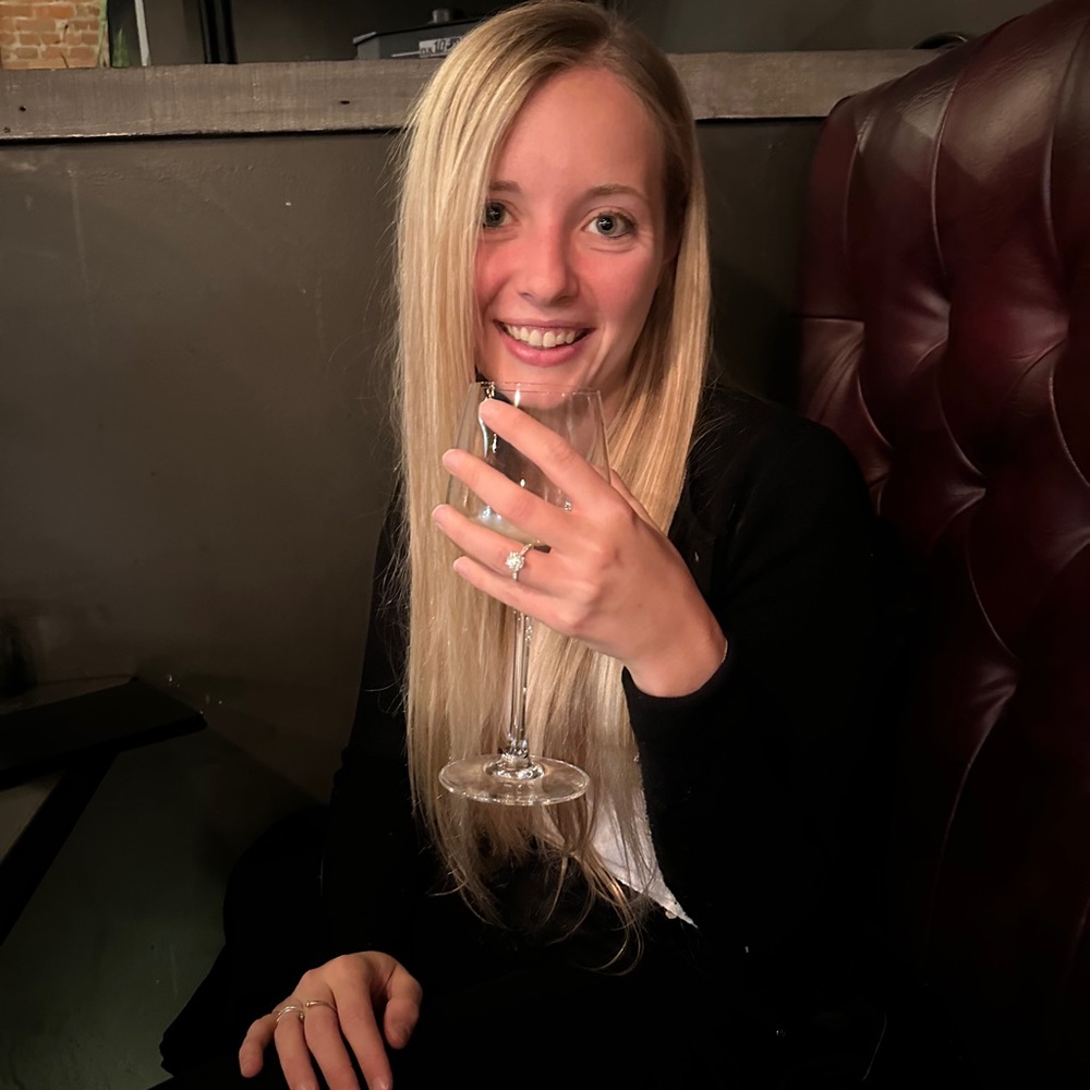 Meet your Posher, Lia